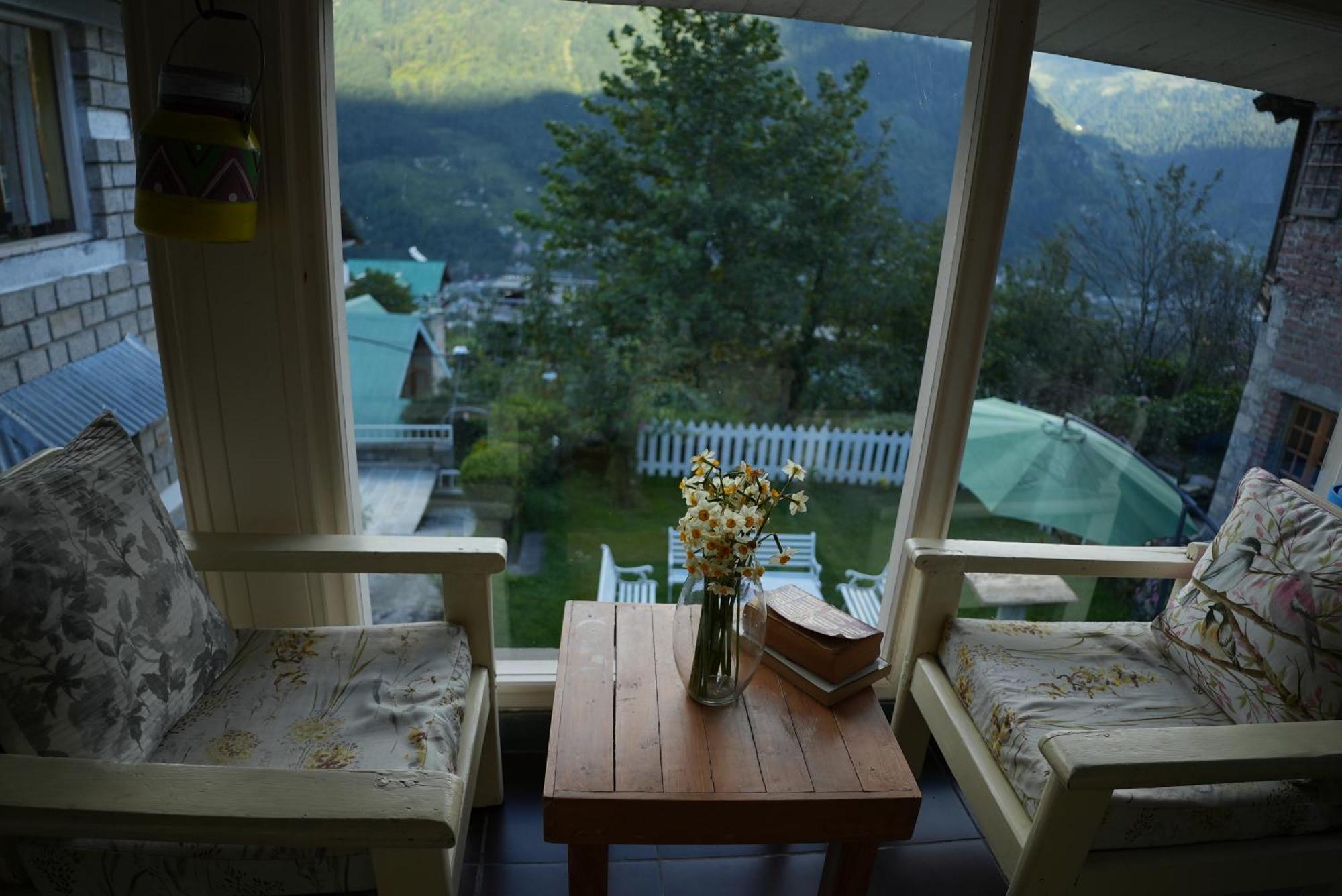 Westwoodvilla By Edenhomes Manali  Exterior photo